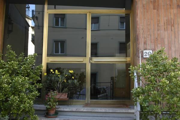 B&B Dolce Luna Φλωρεντία Εξωτερικό φωτογραφία