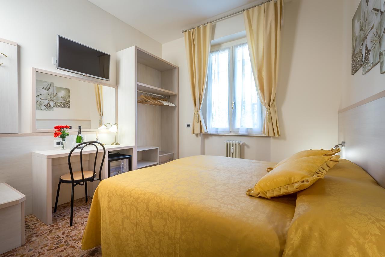 B&B Dolce Luna Φλωρεντία Εξωτερικό φωτογραφία