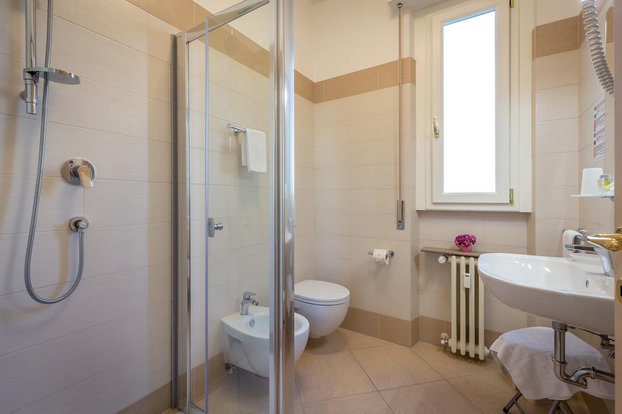 B&B Dolce Luna Φλωρεντία Εξωτερικό φωτογραφία
